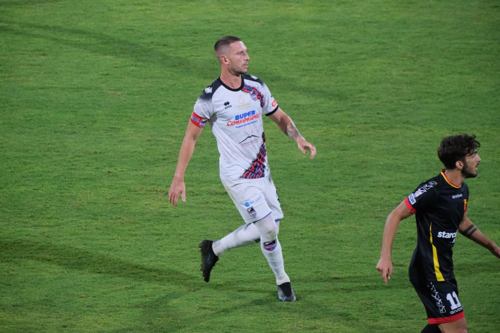 Catania, tonfo nel derby: il primo K.O. di Lucarelli arriva contro il Messina